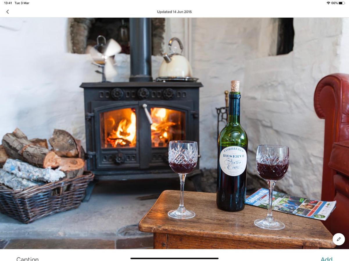 Ty Fferm Hen, Ancient Farmhouse, Coity Bach Talybont-on-Usk 외부 사진