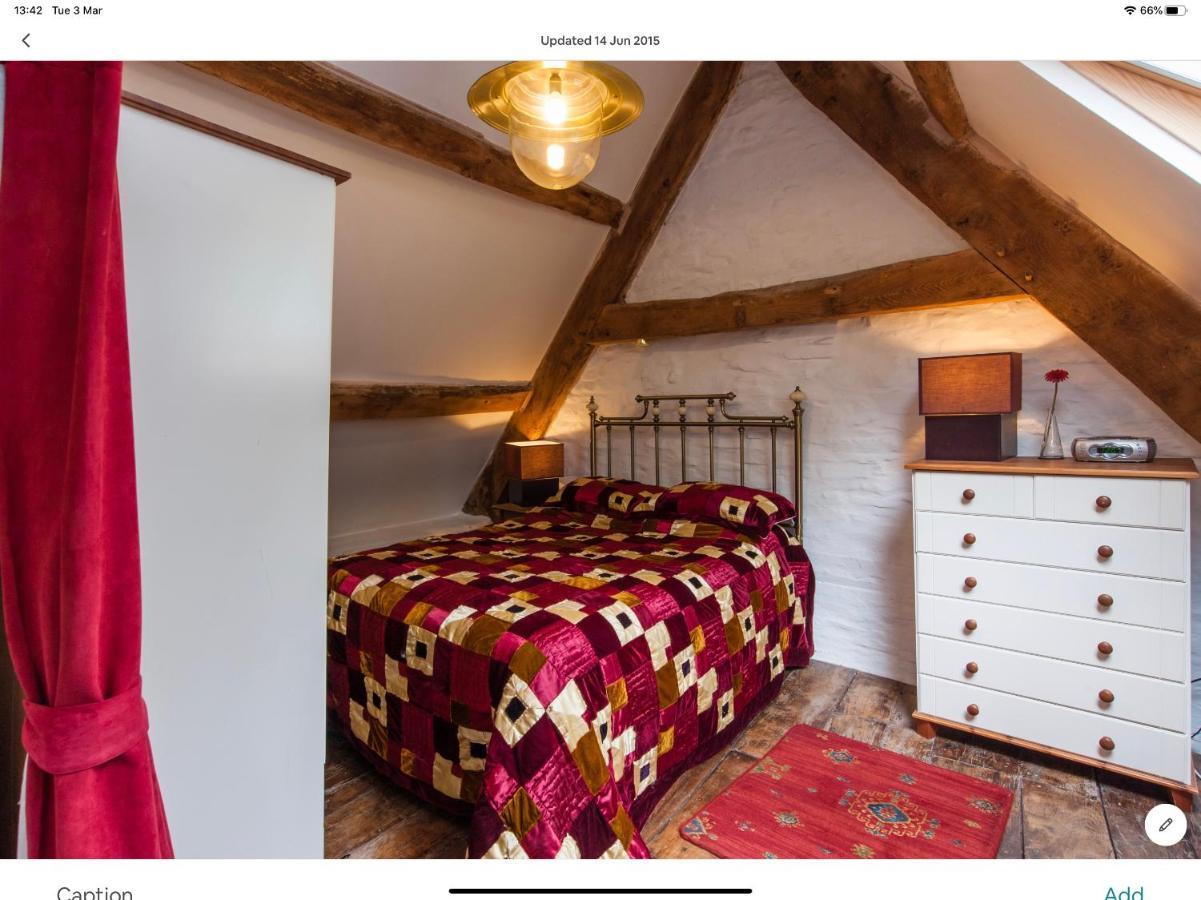 Ty Fferm Hen, Ancient Farmhouse, Coity Bach Talybont-on-Usk 외부 사진
