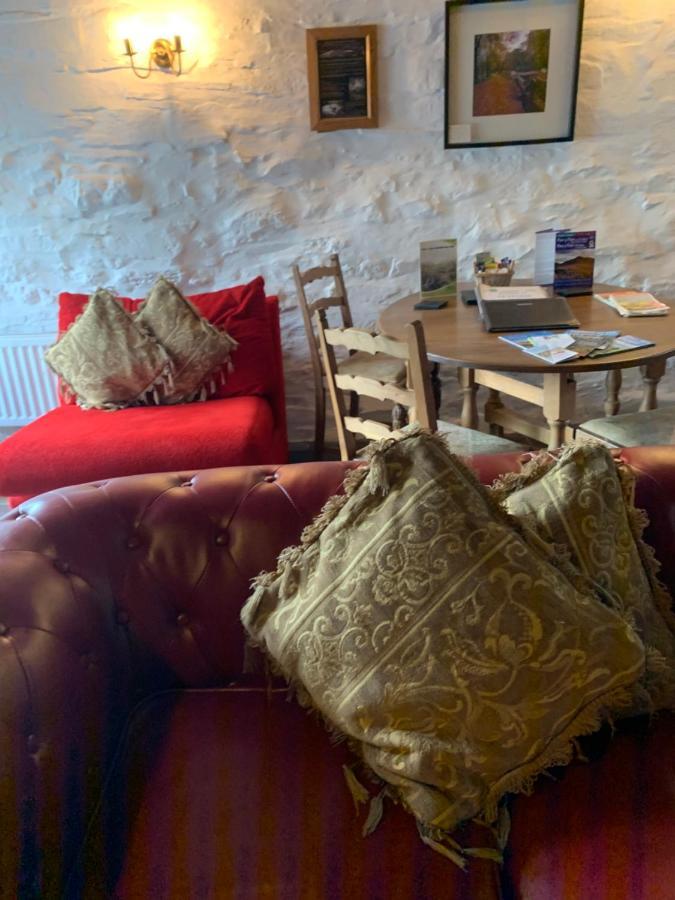 Ty Fferm Hen, Ancient Farmhouse, Coity Bach Talybont-on-Usk 외부 사진